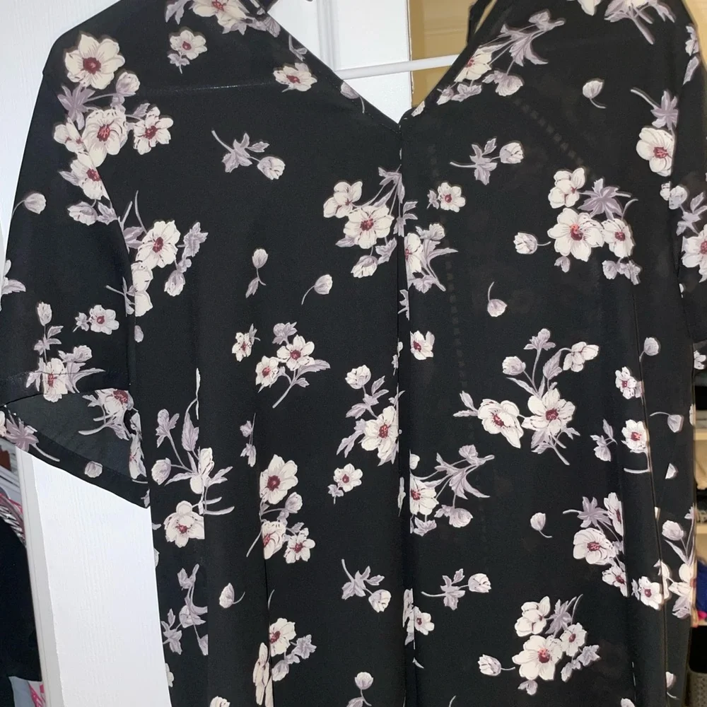 Blouse - Picture 3 of 4